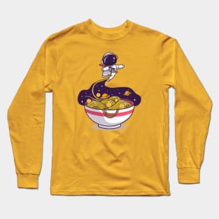 Cute astronaut eating ramen noodles Long Sleeve T-Shirt